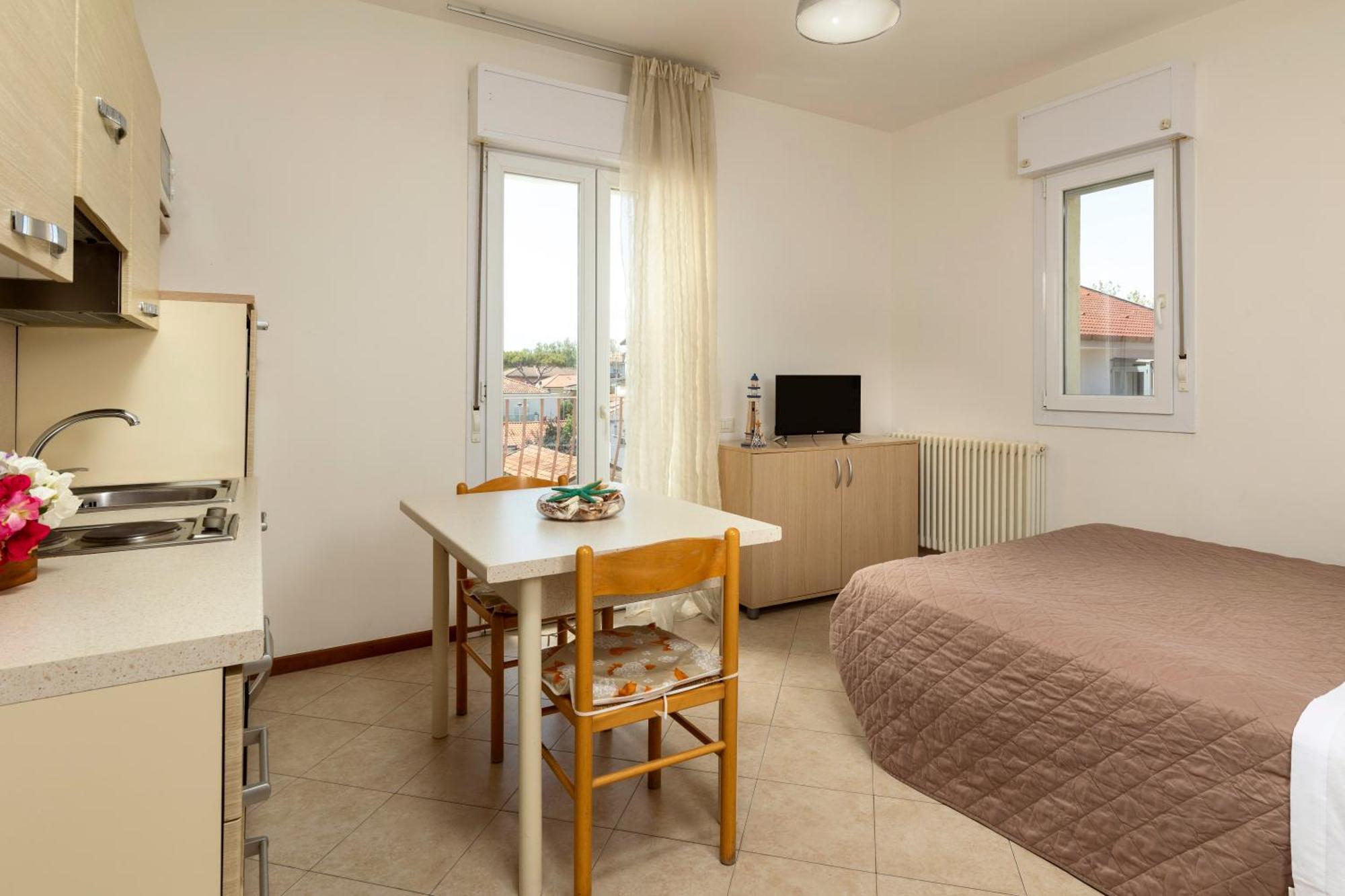 Residence Uno Studio&Suites Rimini Exteriör bild